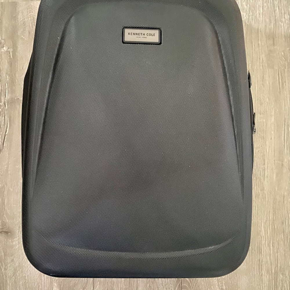 Kenneth Cole Polycarbonate Shell Backpack - Picture 2 of 7